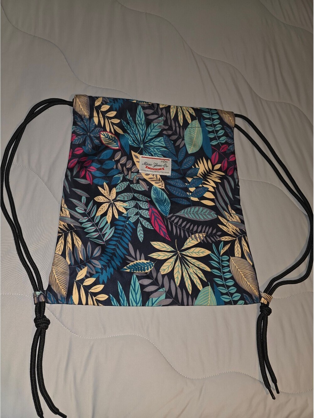 Hawaiian Print Drawstring Backpack - Excellent Condition